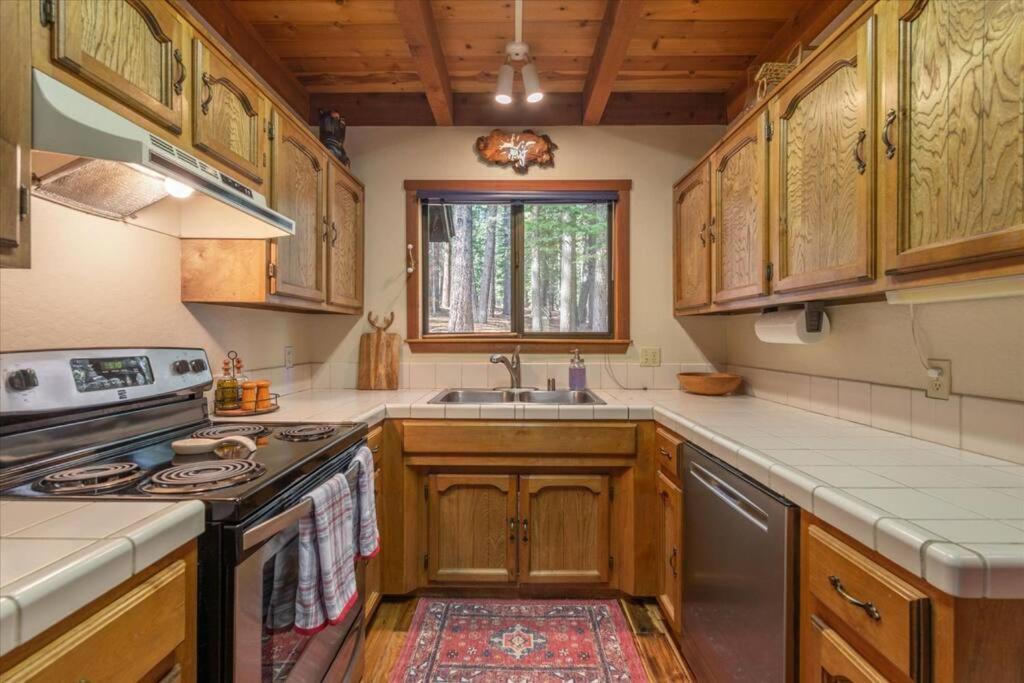 3Br Tahoe Donner Cabin With Hoa Perks Like Pools Hot-Tub Minutes To Trails Lake Golf Truckee Luaran gambar