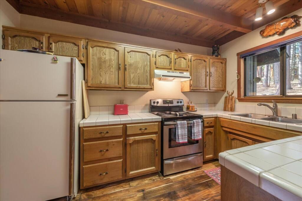 3Br Tahoe Donner Cabin With Hoa Perks Like Pools Hot-Tub Minutes To Trails Lake Golf Truckee Luaran gambar