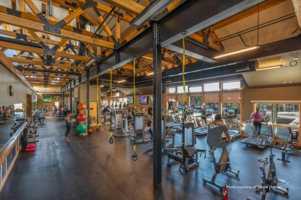 3Br Tahoe Donner Cabin With Hoa Perks Like Pools Hot-Tub Minutes To Trails Lake Golf Truckee Luaran gambar